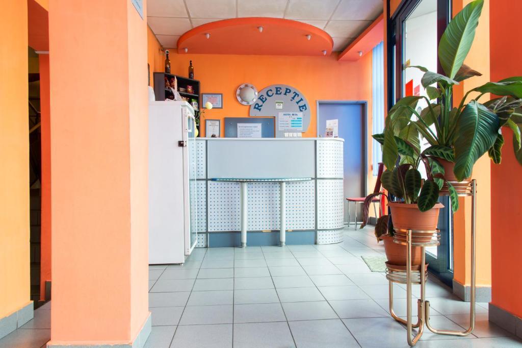 קלוז'-נאפוקה Hotel Beta מראה חיצוני תמונה