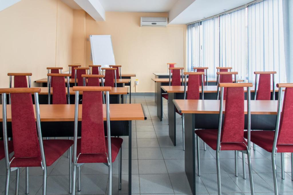 קלוז'-נאפוקה Hotel Beta מראה חיצוני תמונה